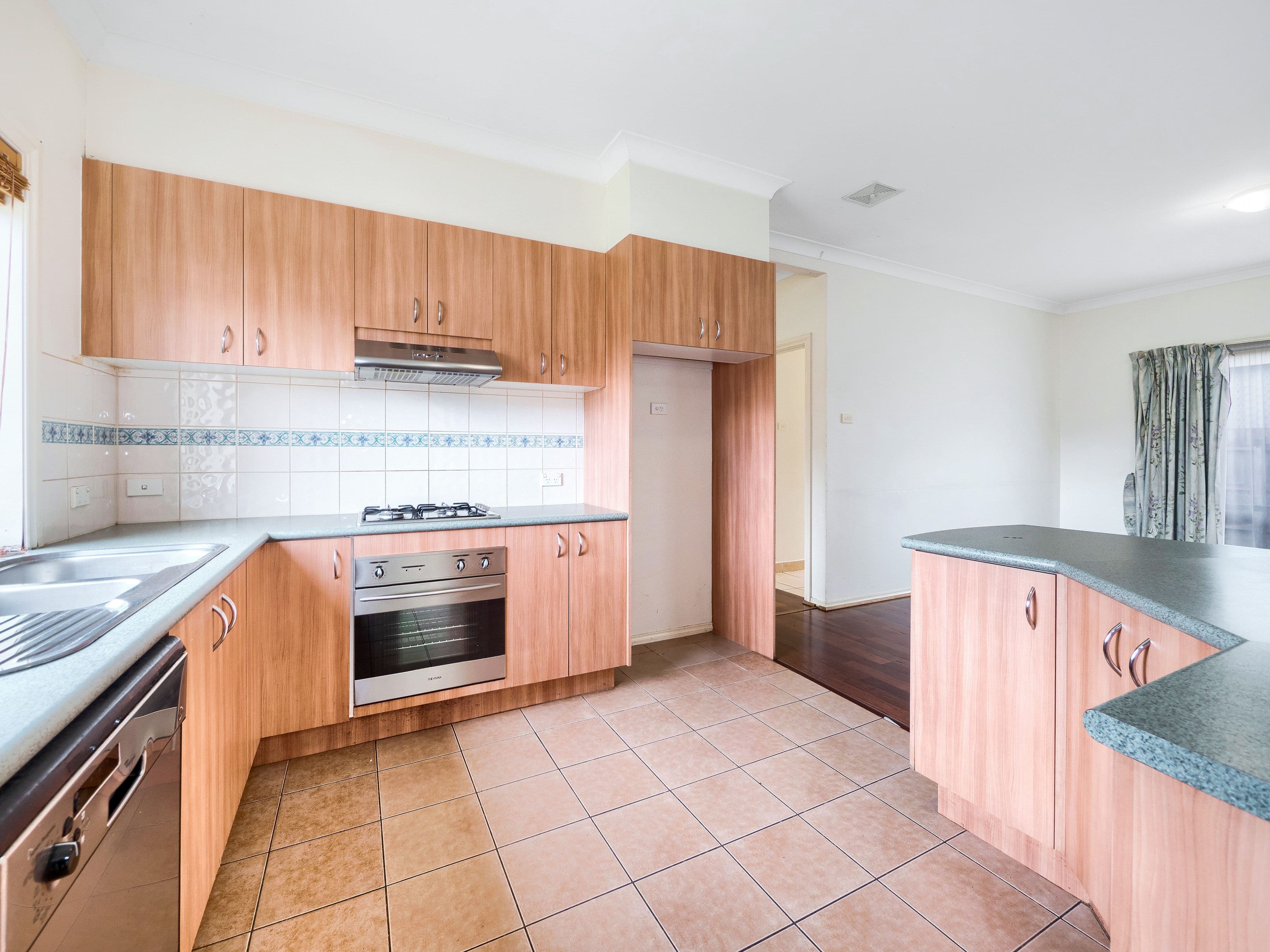6 Michaelia Close, Cranbourne West VIC 3977, Cranbourne West - Image 1