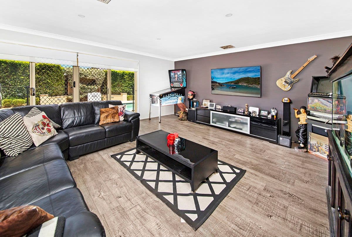 14 Gatenby Place, Barden Ridge - Thumbnail 6