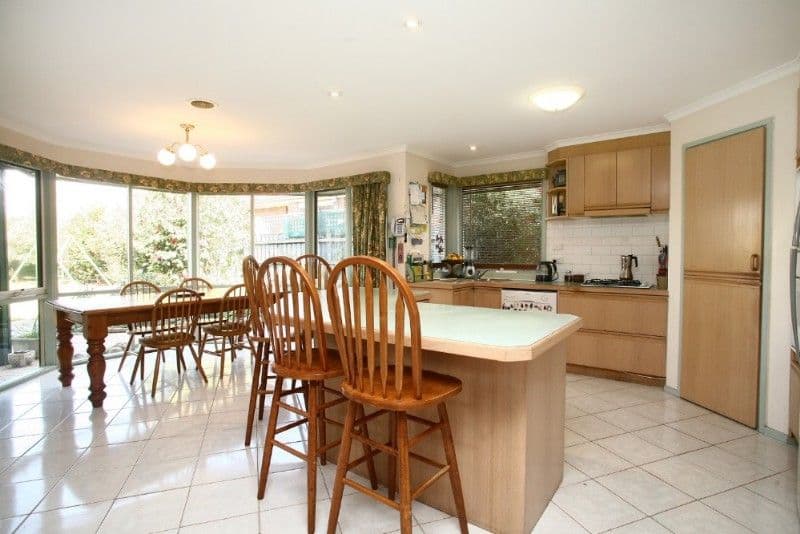 6 Nagle Court, ROWVILLE VIC 3178, Rowville - Thumbnail 4