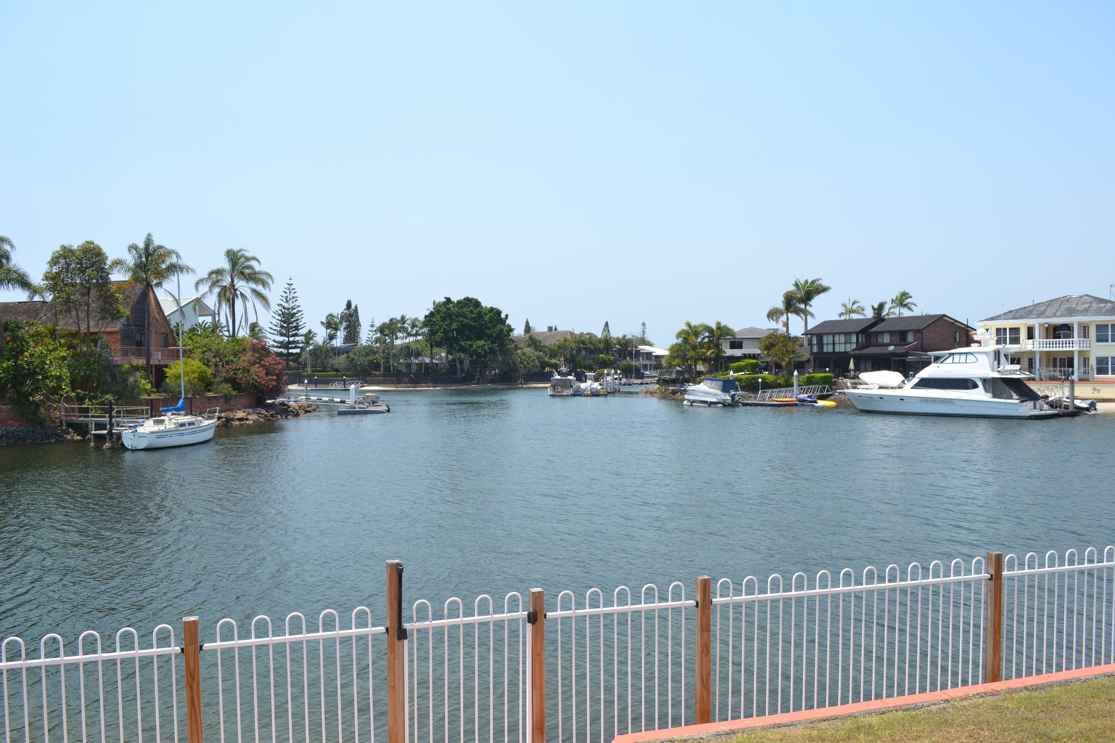 8 Rabaul Avenue, Runaway Bay QLD 4216, Runaway Bay - Thumbnail 4