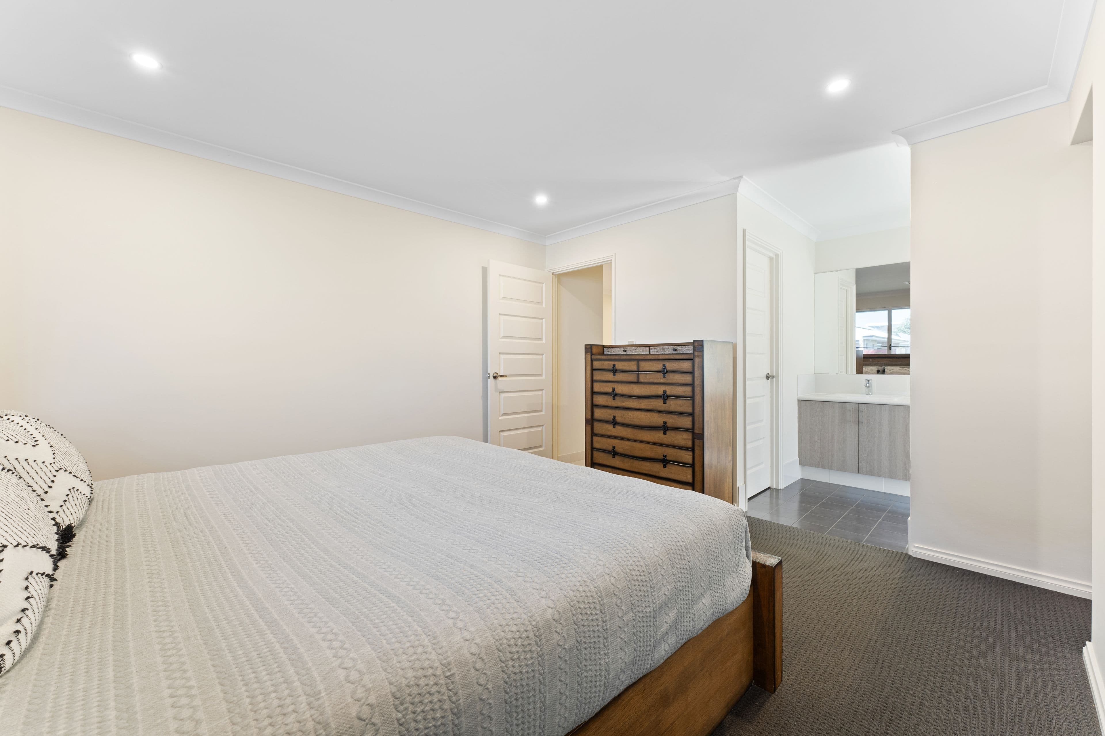 15 Dunlop Street, Baldivis WA 6171, Baldivis - Thumbnail 5
