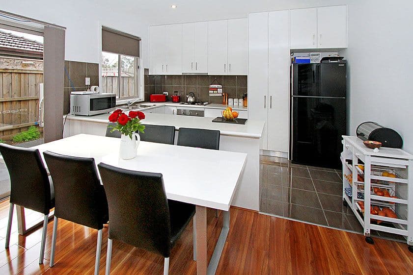 30 Spring Street, THOMASTOWN VIC 3074, Thomastown - Thumbnail 3