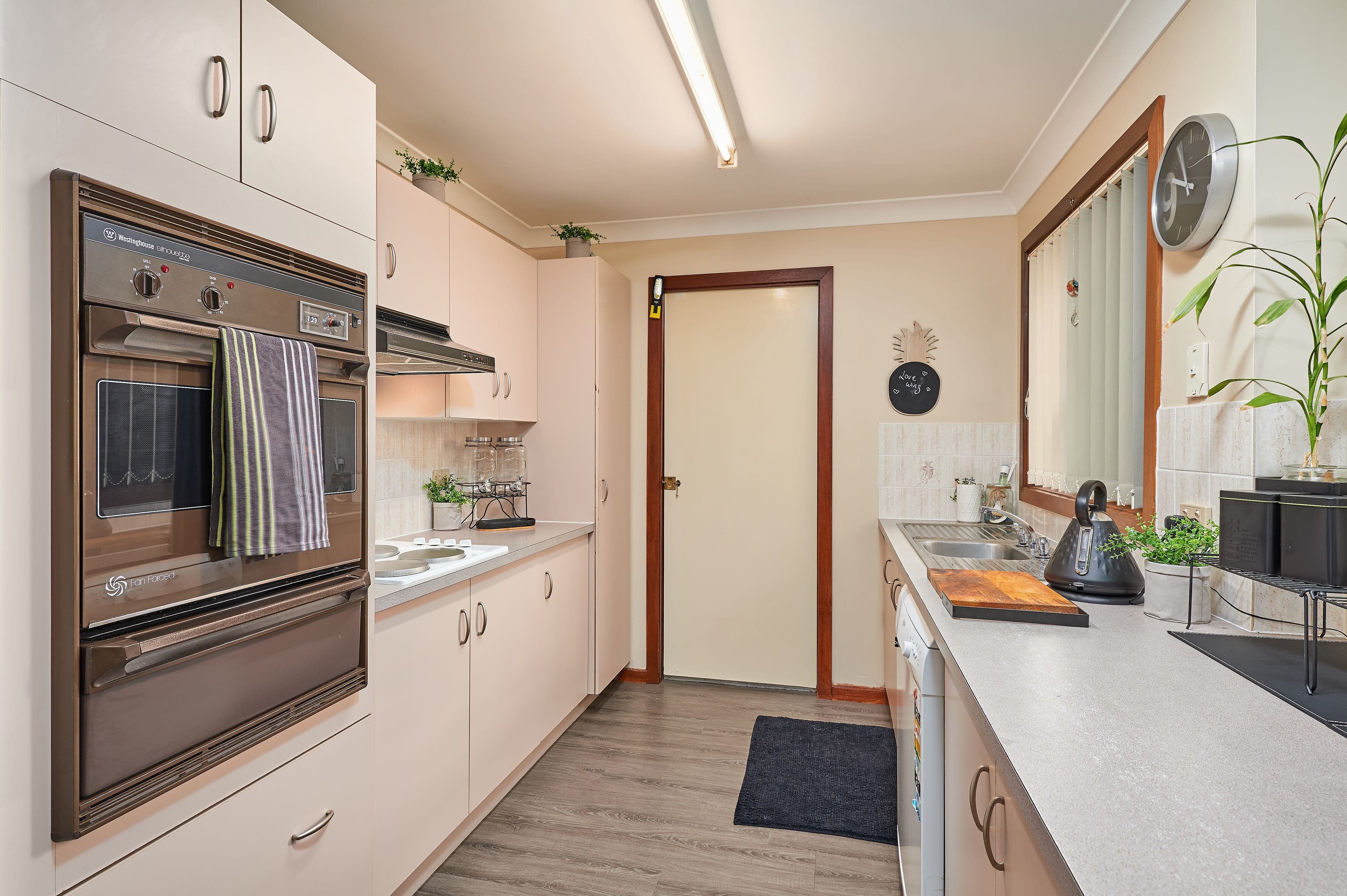 10 Doman Street, Estella - Thumbnail 3