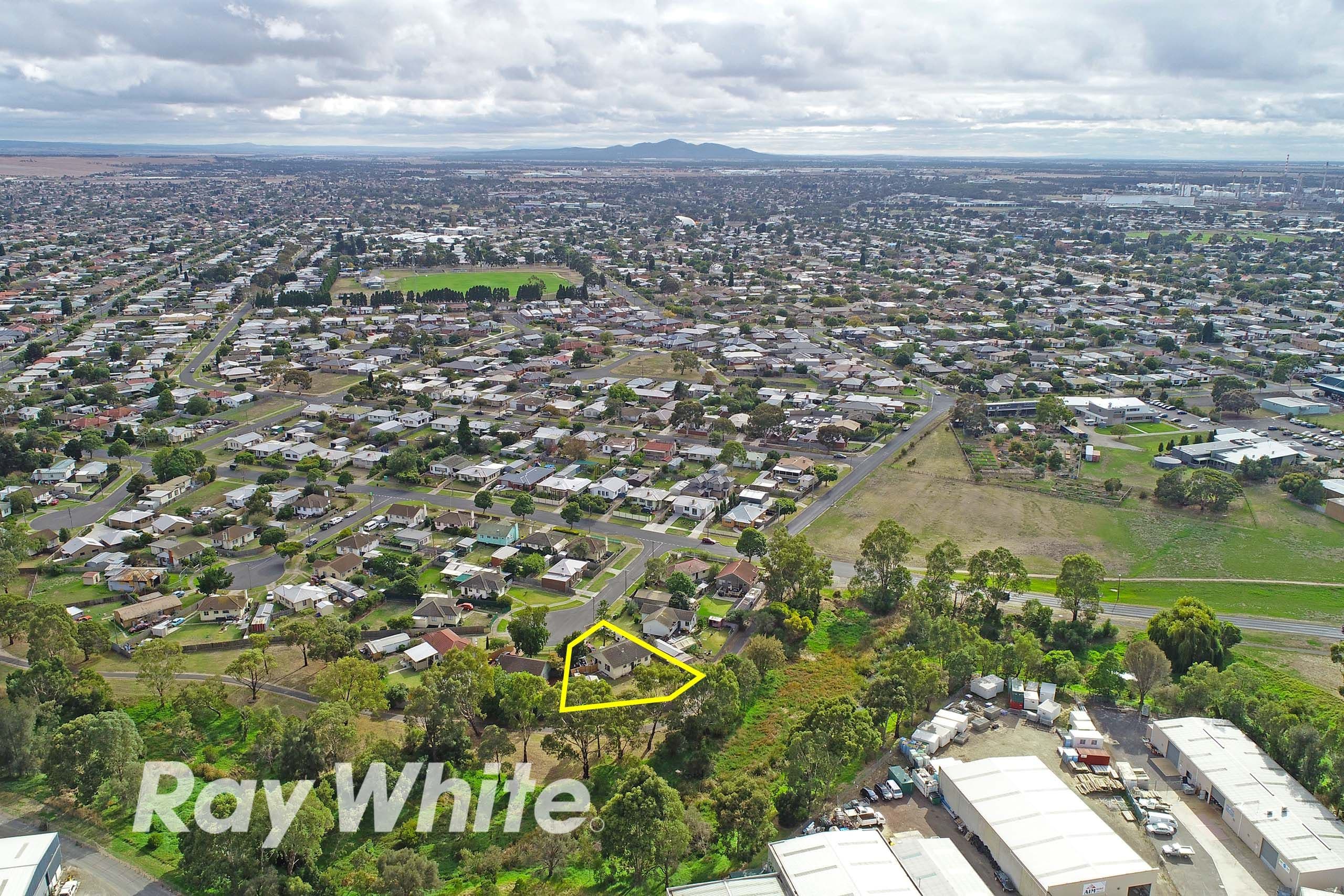2 Nowra Court, Norlane VIC 3214, Norlane - Thumbnail 3