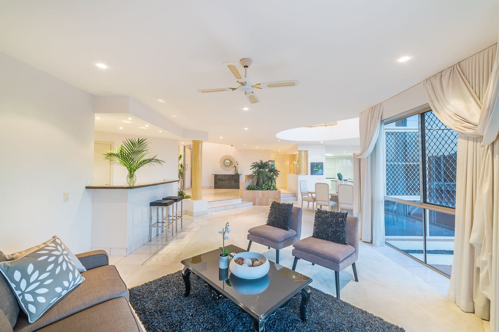 28 St Martin Place, Clear Island Waters QLD 4226, Clear Island Waters - Thumbnail 5