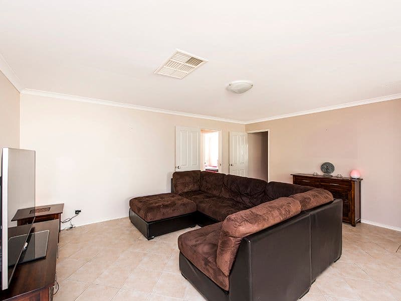 2 Hoskin Way, Baldivis WA 6171, Baldivis - Thumbnail 3