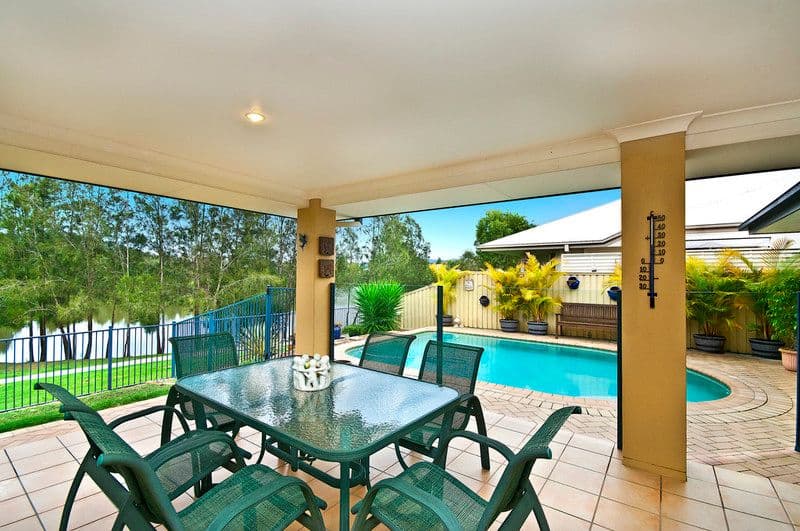 6 Pultenea Court, ELANORA QLD 4221, Elanora - Thumbnail 2