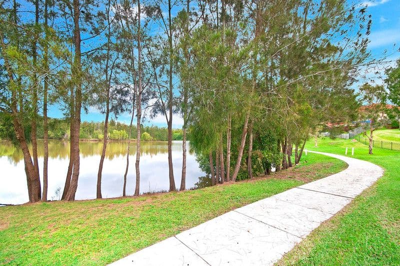 6 Pultenea Court, ELANORA QLD 4221, Elanora - Thumbnail 3