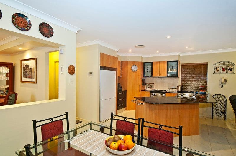 6 Pultenea Court, ELANORA QLD 4221, Elanora - Thumbnail 6