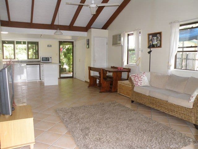 30 Lorien Avenue, Coolum Beach, Coolum Beach - Thumbnail 4