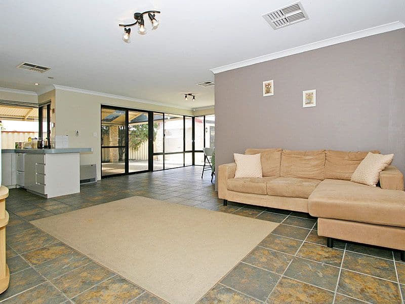 45 Lydiard Retreat, CANNING VALE WA 6155, Canning Vale - Thumbnail 3