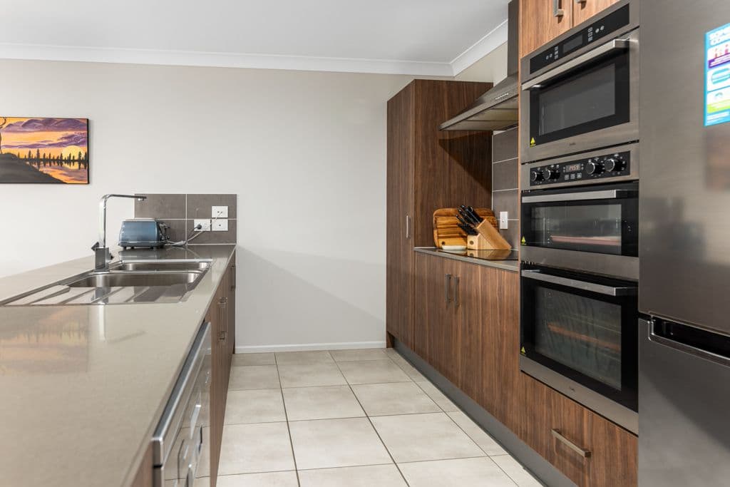 13 Atherton Place, Winya QLD 4515, Winya - Thumbnail 5