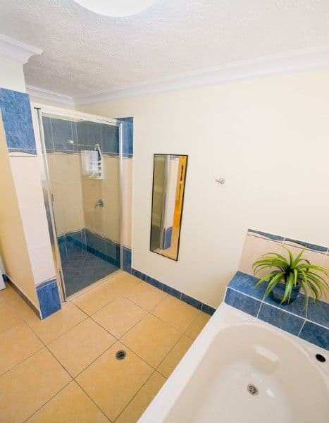 82 Sondra Lena Drive, GLENLEE QLD 4711, Glenlee - Thumbnail 8