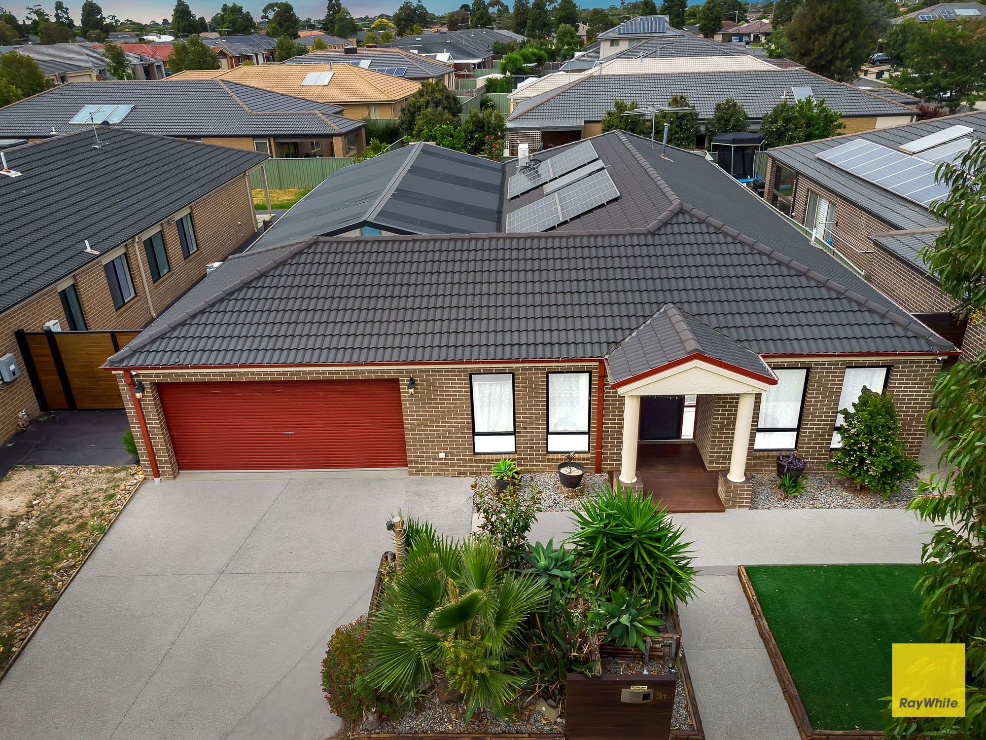 31 Aldridge Road, Wyndham Vale VIC 3024, Wyndham Vale - Thumbnail 2