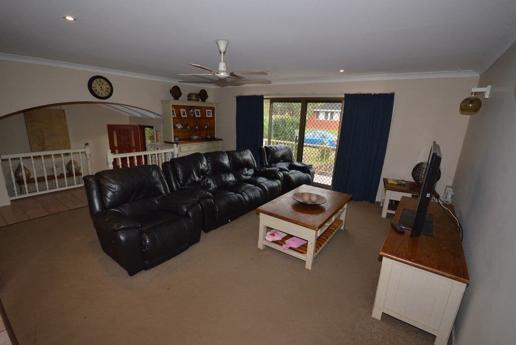 87 Bailey Avenue, Coffs Harbour NSW 2450, Coffs Harbour - Thumbnail 2