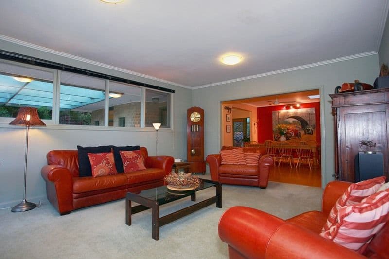 4 Ruthven Way, RINGWOOD EAST VIC 3135, Ringwood East - Thumbnail 2