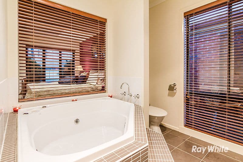 14 Formby Place, Cranbourne VIC 3977, Cranbourne - Thumbnail 5