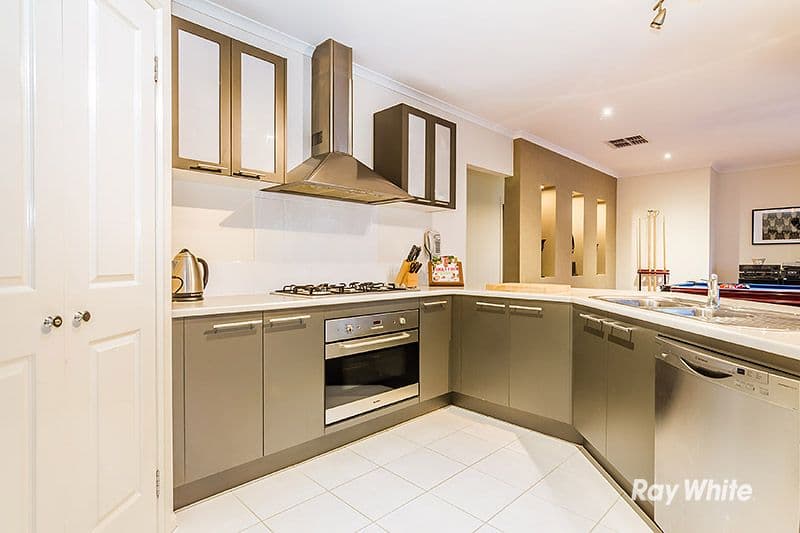 14 Formby Place, Cranbourne VIC 3977, Cranbourne - Thumbnail 7