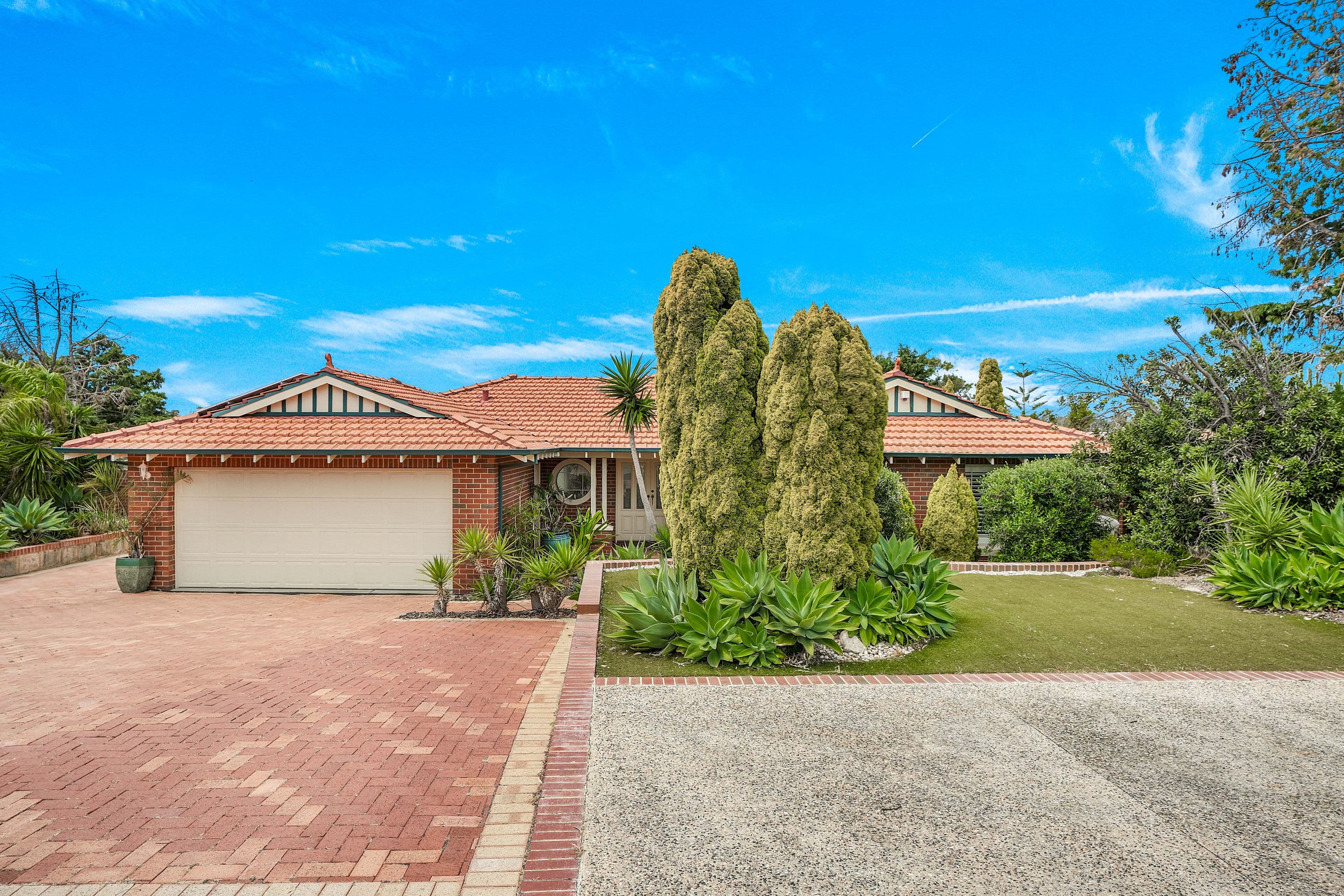 1 Bronte Close, Kallaroo WA 6025, Kallaroo - Image 1