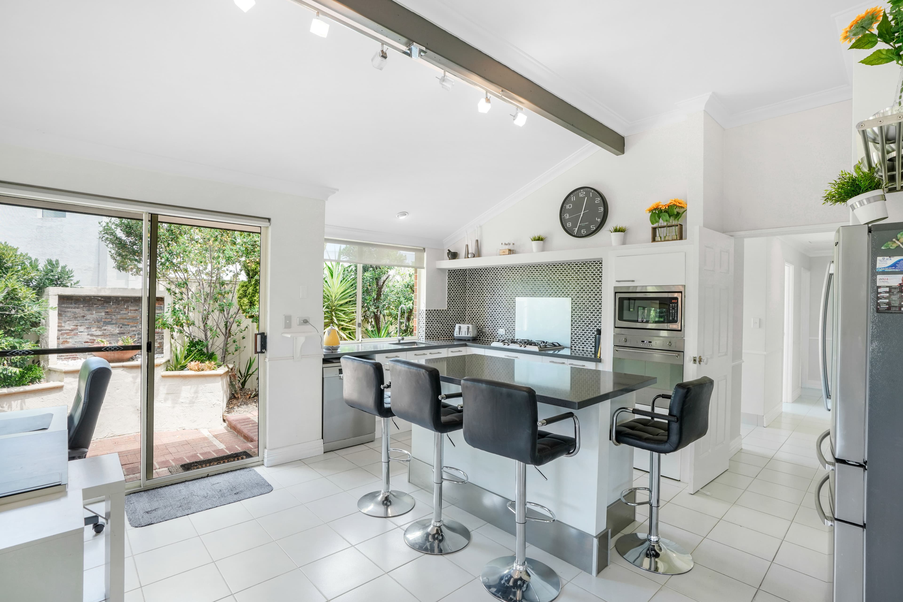 1 Bronte Close, Kallaroo WA 6025, Kallaroo - Thumbnail 7