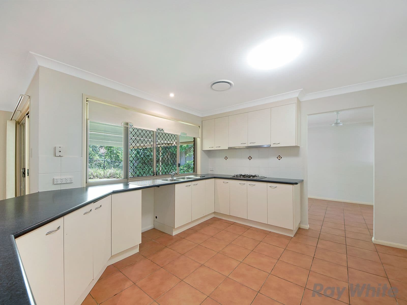 61 O'Quinn Road, Upper Kedron QLD 4055, Upper Kedron - Thumbnail 4