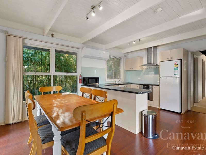 4 Bayside Boulevard, Goughs Bay VIC 3723, Goughs Bay - Thumbnail 2