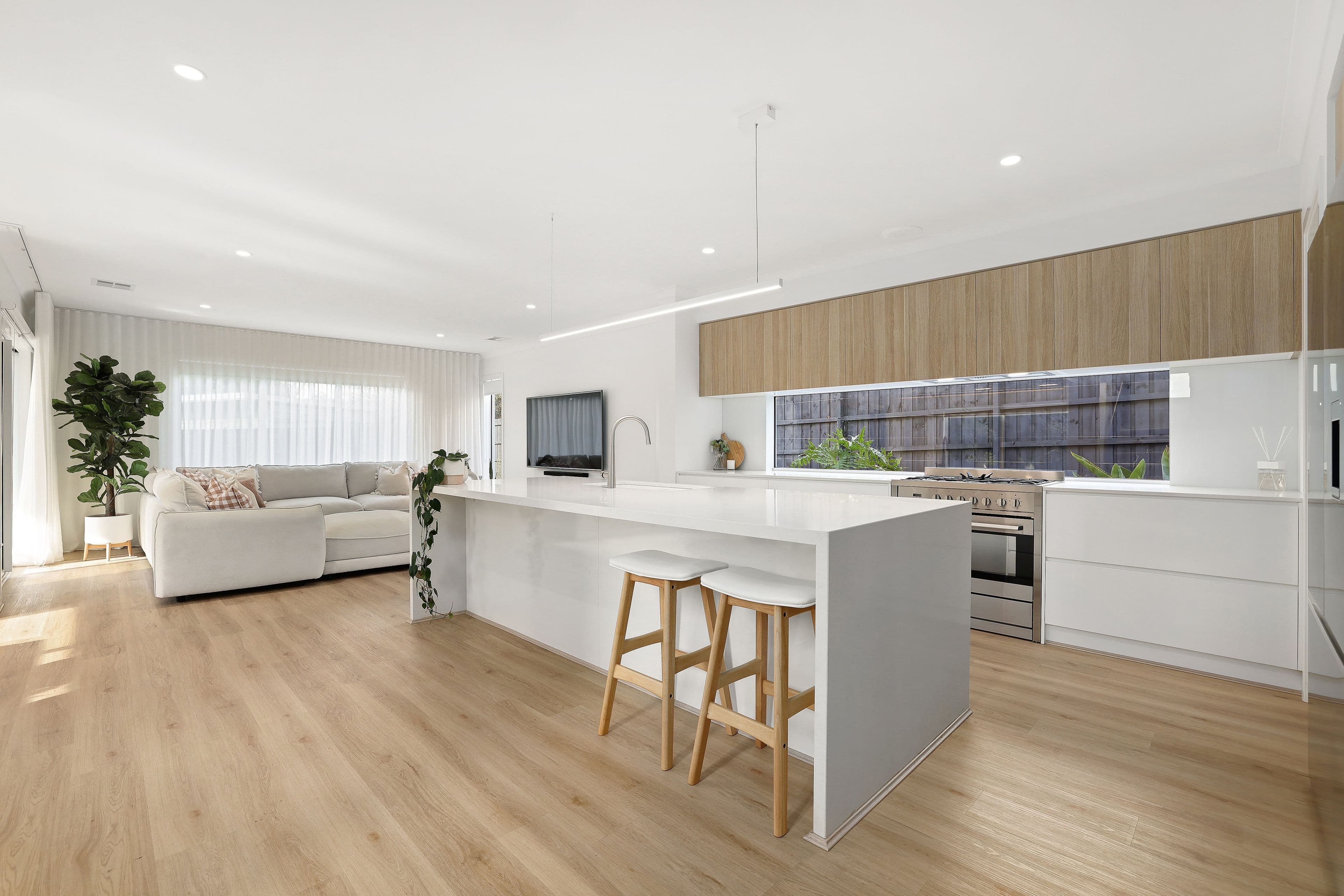 81 Dryden Concourse, Mooroolbark VIC 3138, Mooroolbark - Thumbnail 2
