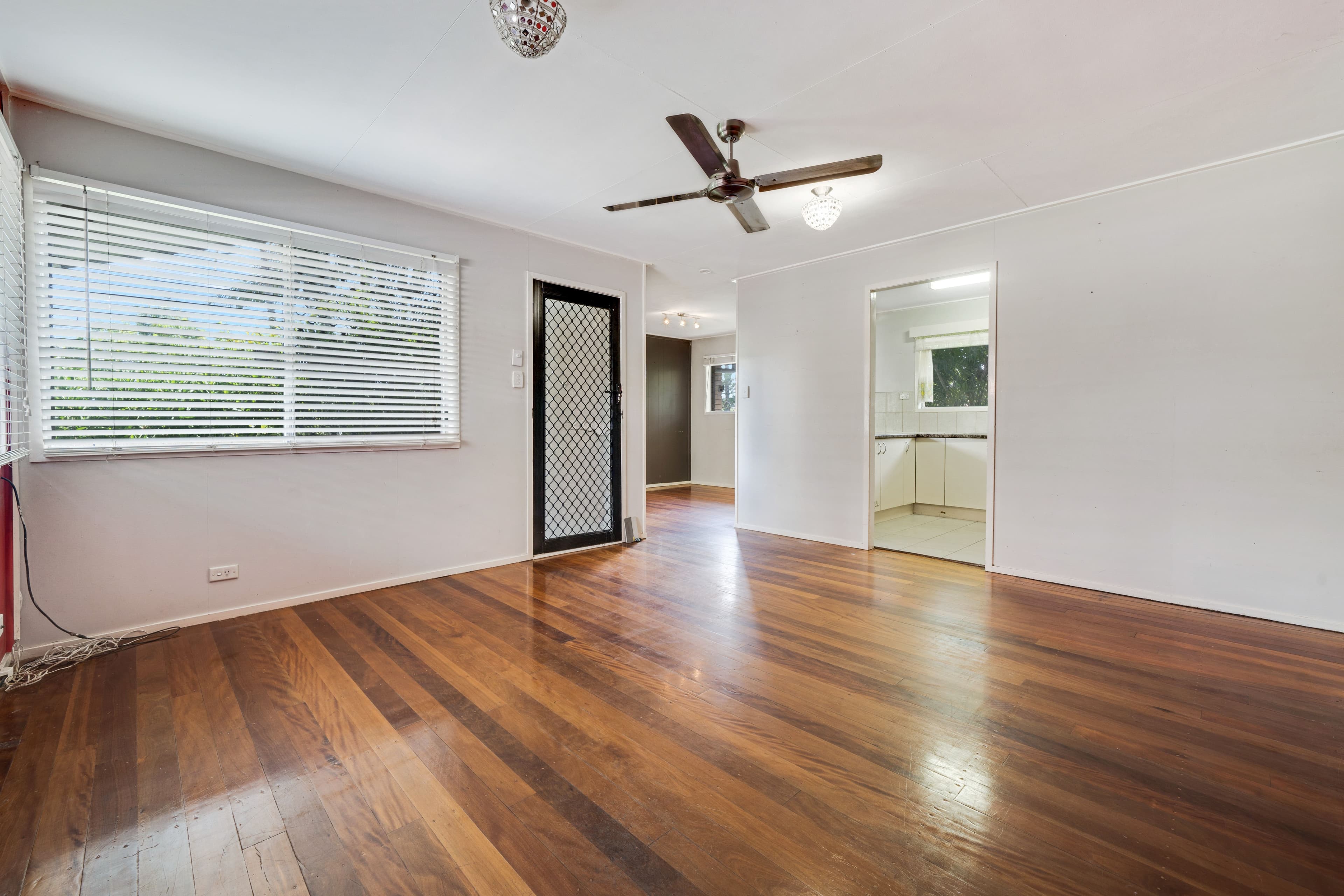 61 Monash Road, Loganlea QLD 4131, Loganlea - Thumbnail 4