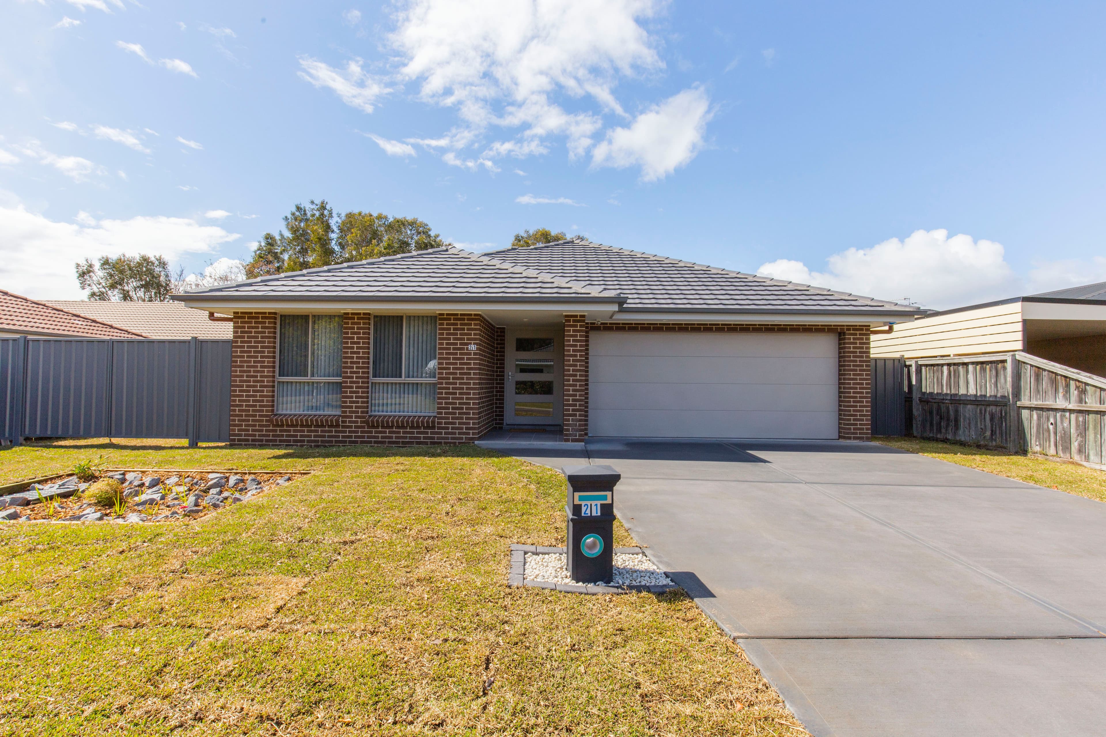 21 Coolabah Close, Tea Gardens - Image 1