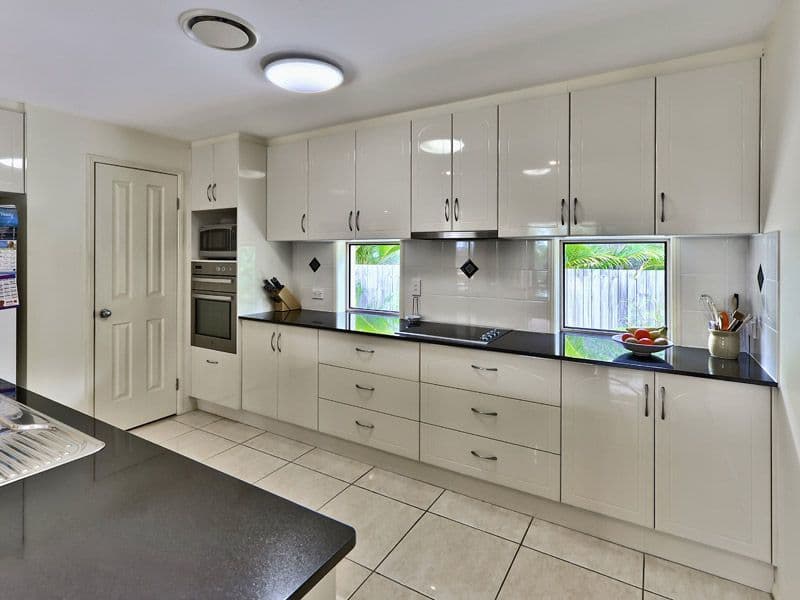 12 Little Close, WAKERLEY QLD 4154, Wakerley - Thumbnail 3