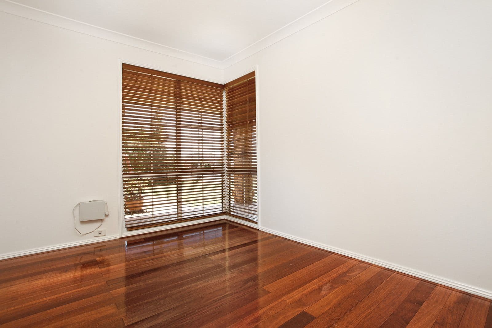 10 Peri Close, Woodcroft - Thumbnail 4