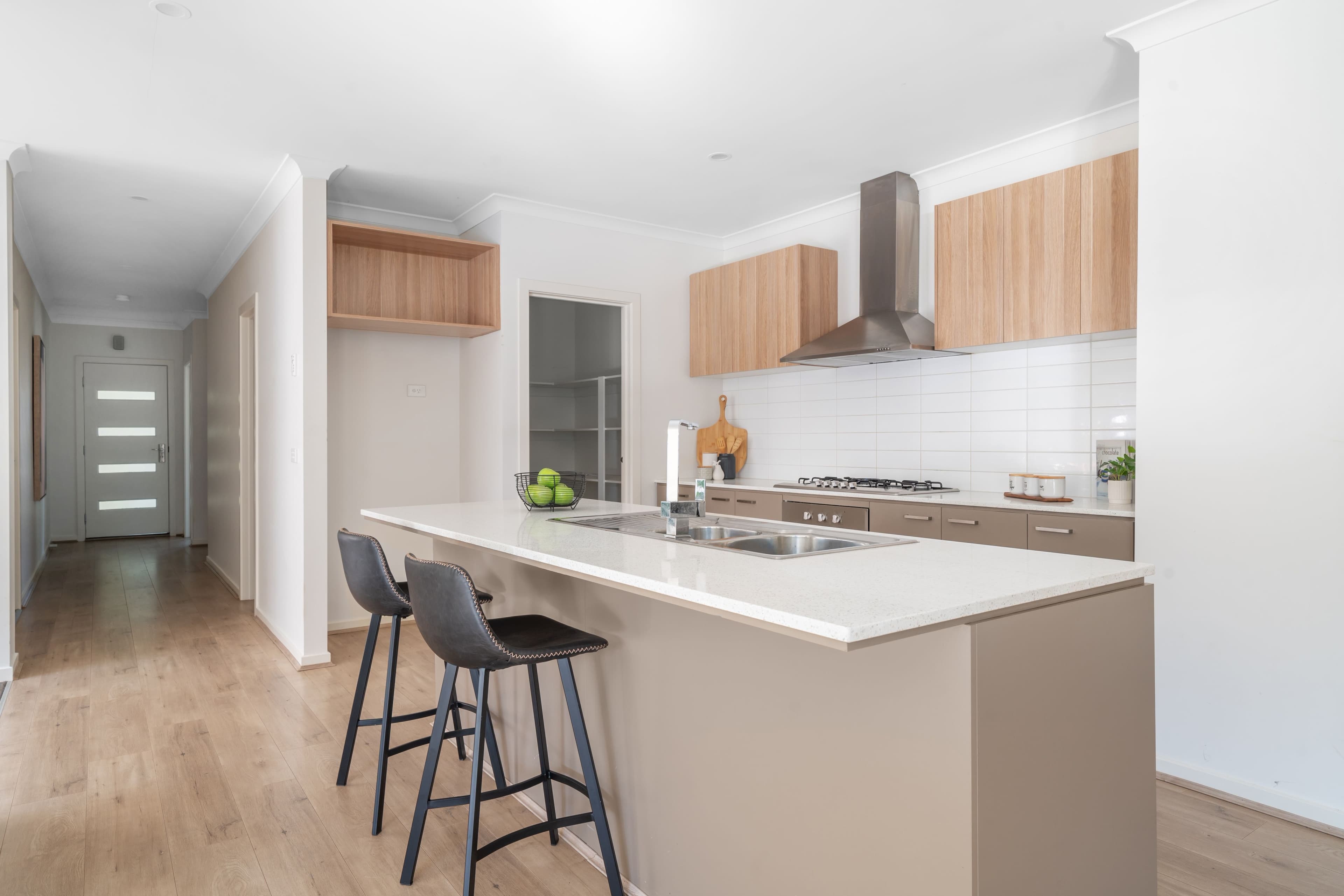 57 Tallawong Drive, Doreen VIC 3754, Doreen - Thumbnail 2