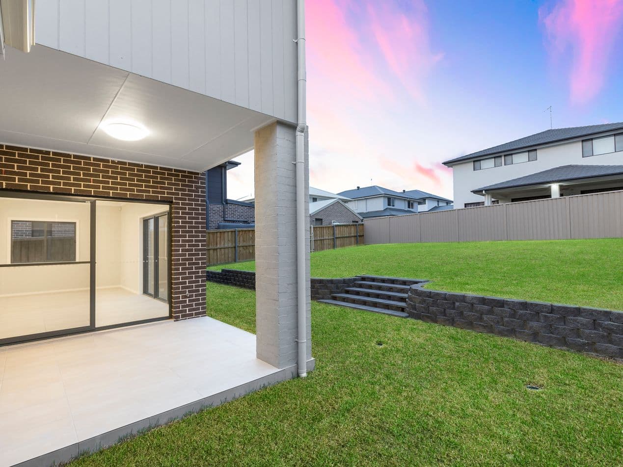 18 Oxlade Street, NORTH KELLYVILLE NSW 2155, North Kellyville - Thumbnail 5