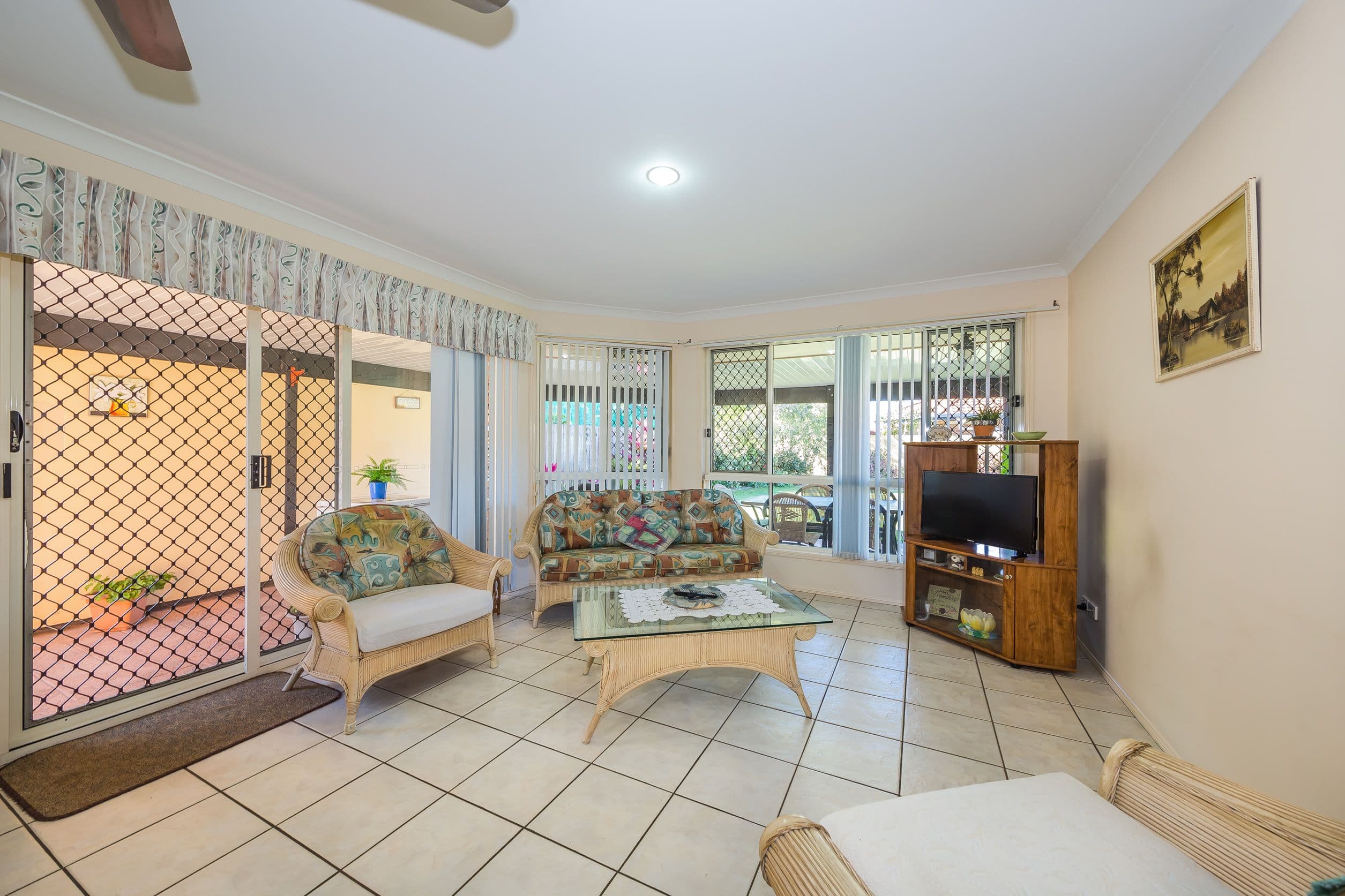 5 Peerless Way, Sandstone Point QLD 4511, Sandstone Point - Thumbnail 5