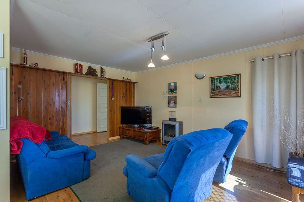 32 Smithfield Street, Harristown QLD 4350, Harristown - Thumbnail 2
