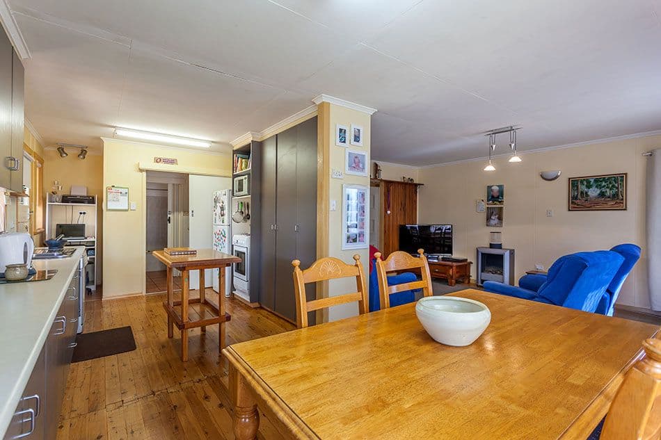 32 Smithfield Street, Harristown QLD 4350, Harristown - Thumbnail 3