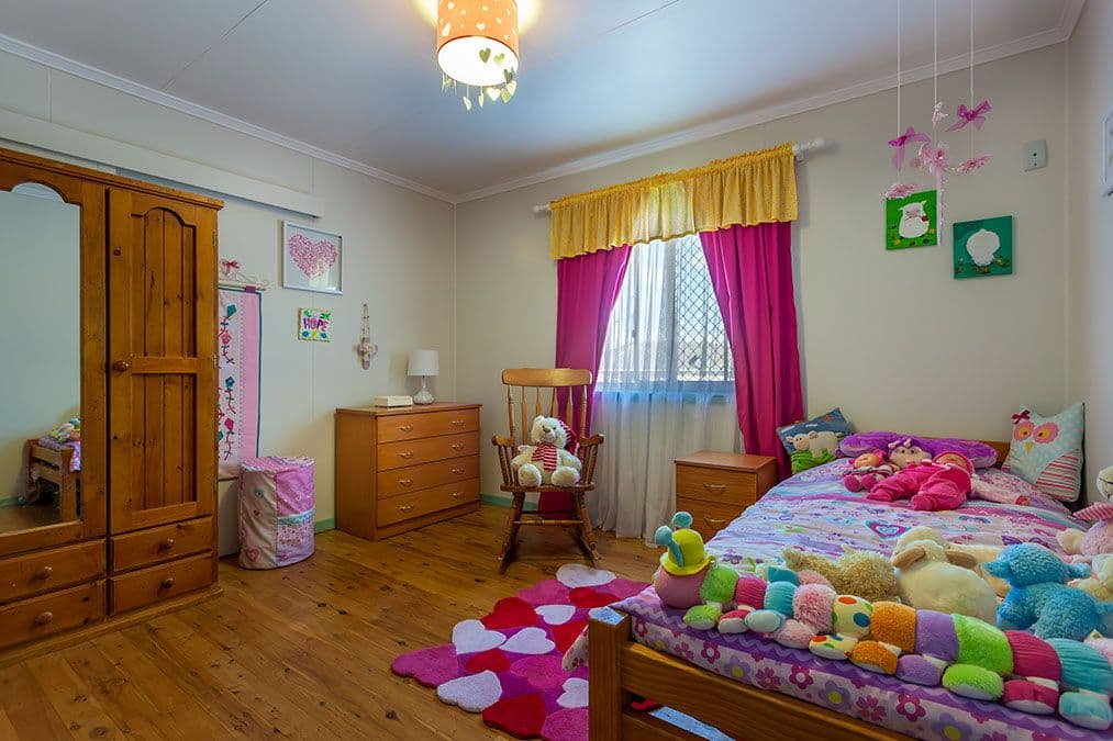 32 Smithfield Street, Harristown QLD 4350, Harristown - Thumbnail 8