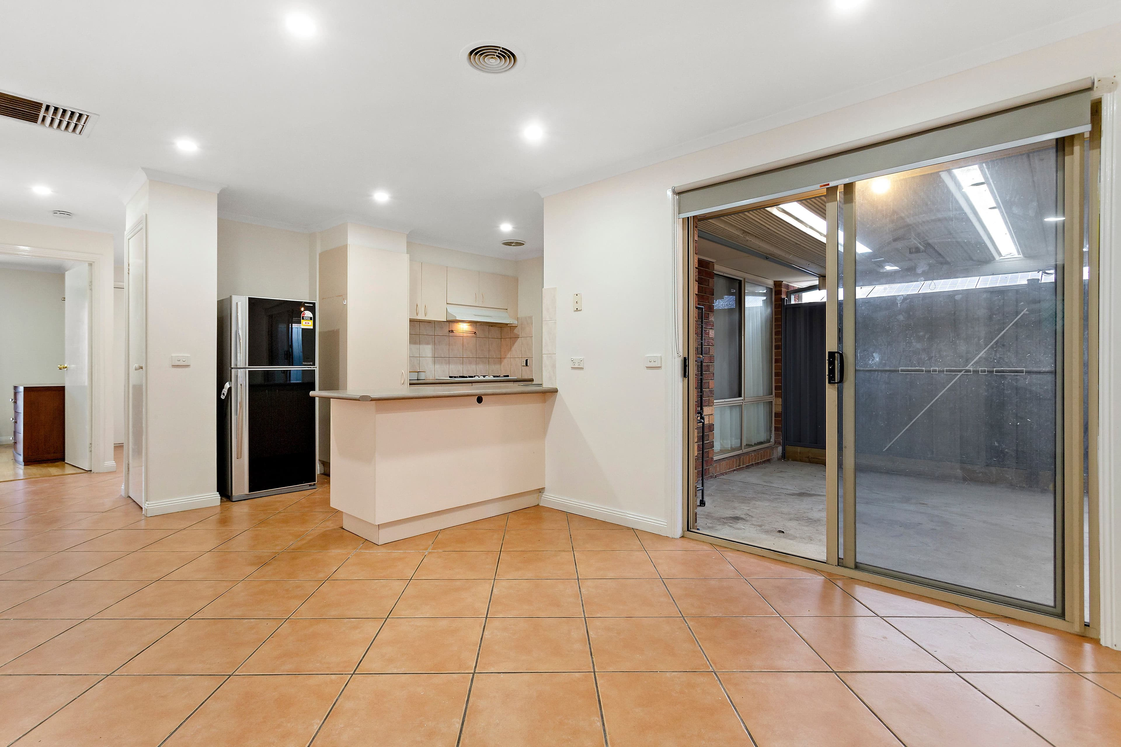 31 Murchison Way, Thomastown VIC 3074, Thomastown - Thumbnail 3