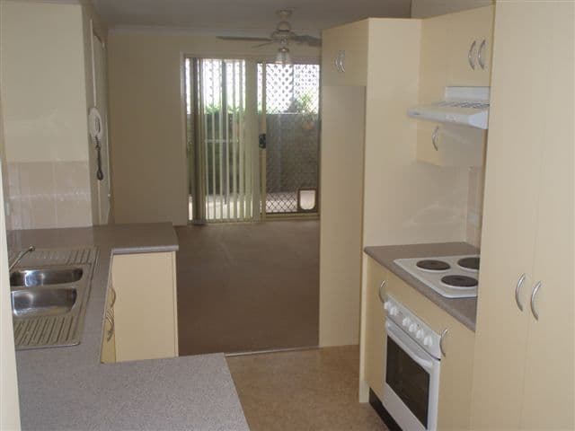 6 Centre Avenue, BLACKALLS PARK NSW 2283, Blackalls Park - Thumbnail 2