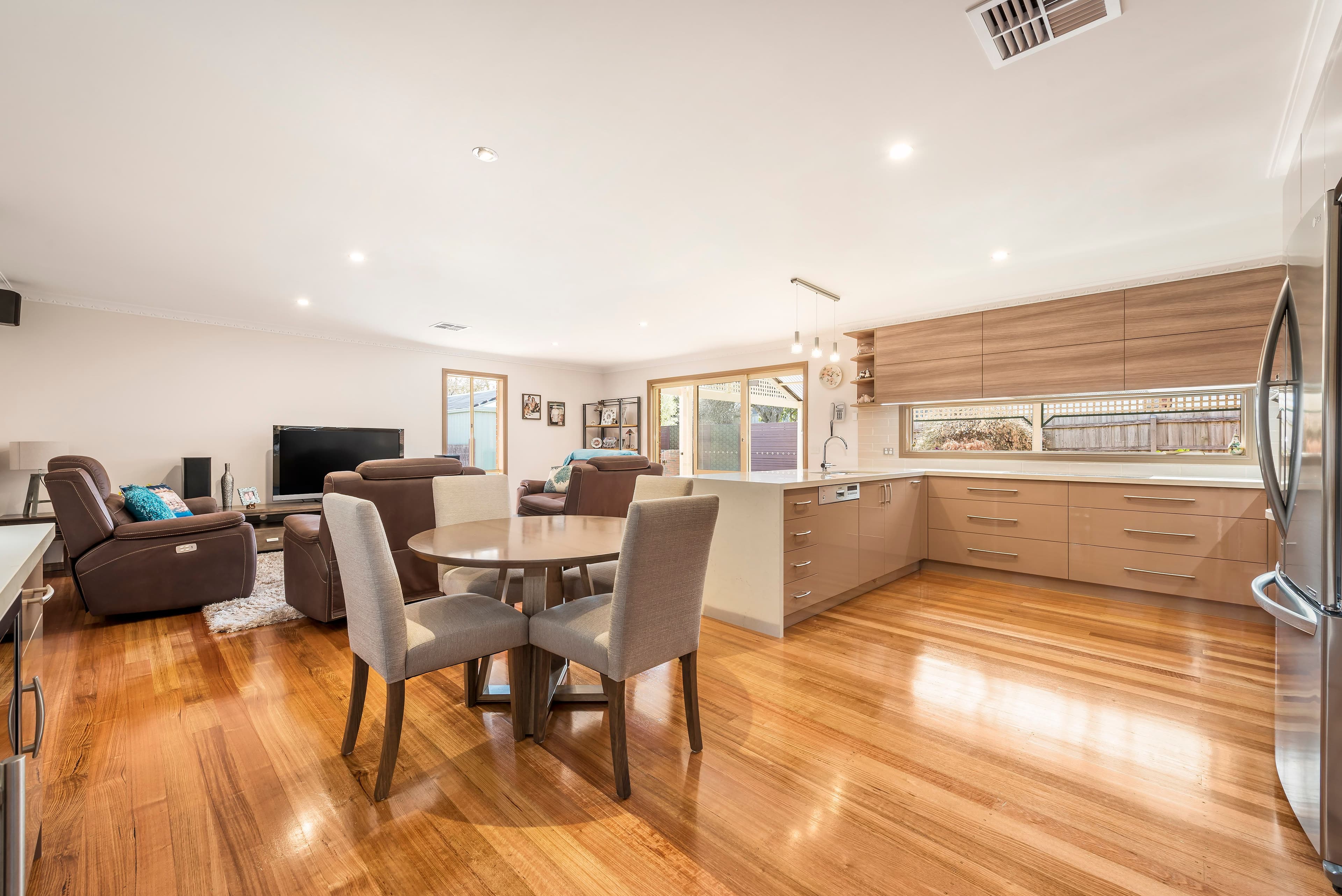 32 Trafalgar Street, Ferntree Gully VIC 3156, Ferntree Gully - Thumbnail 2