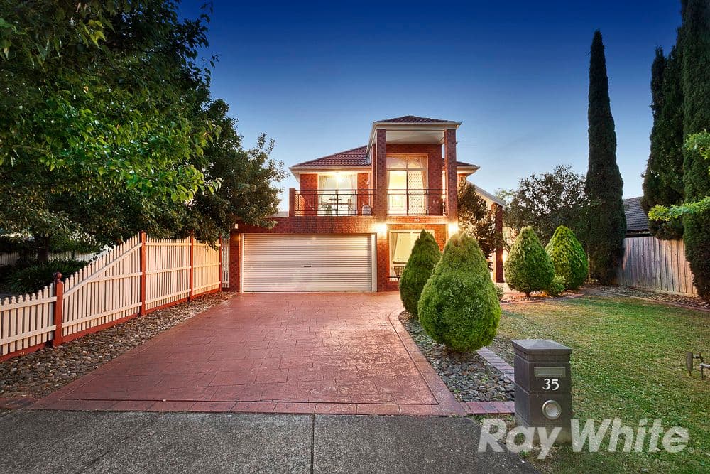 33 Feeney Gardens, High Wycombe WA 6057, High Wycombe - Image 1