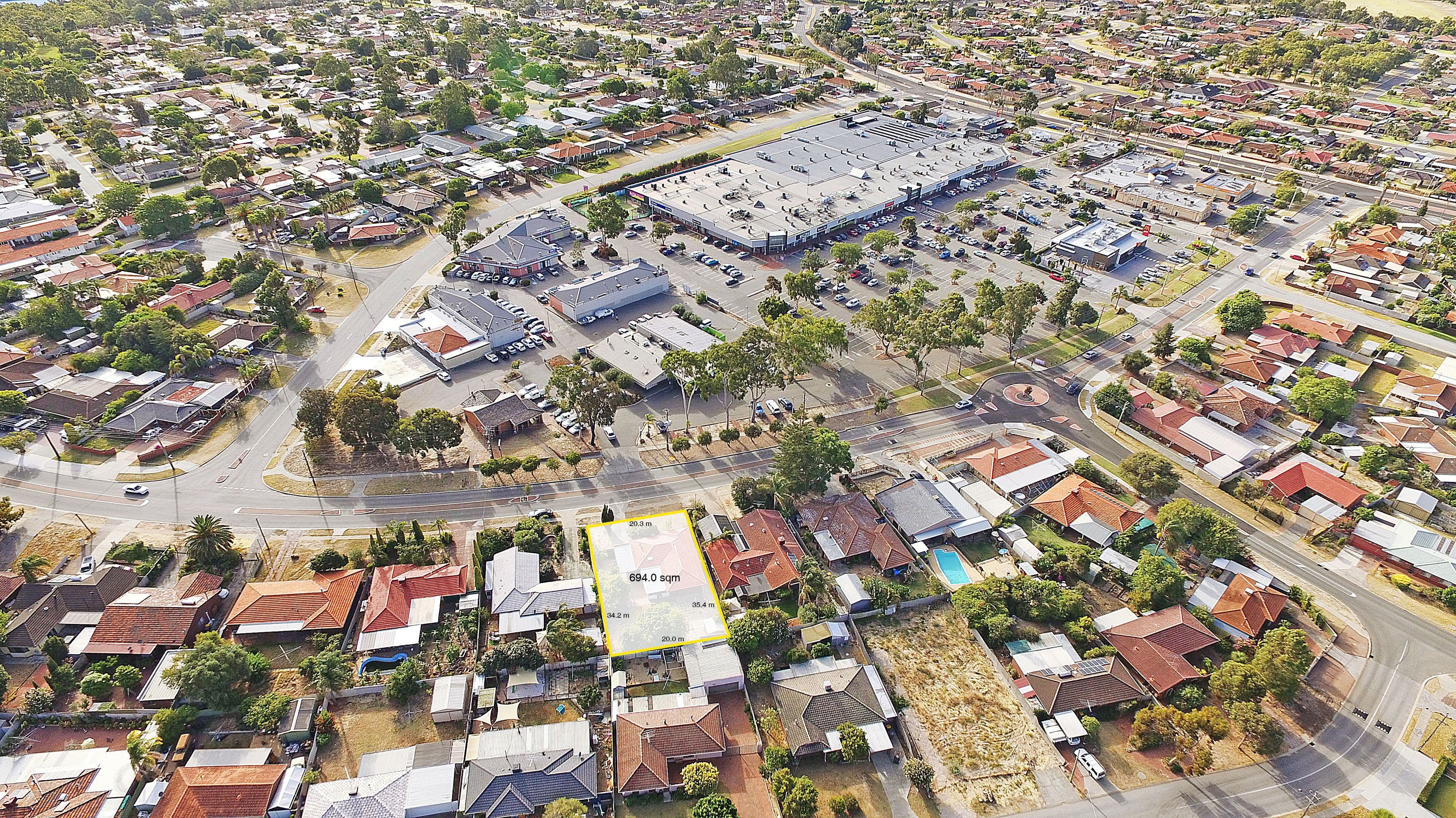 64 Templeton Crescent, Girrawheen WA 6064, Girrawheen - Thumbnail 2