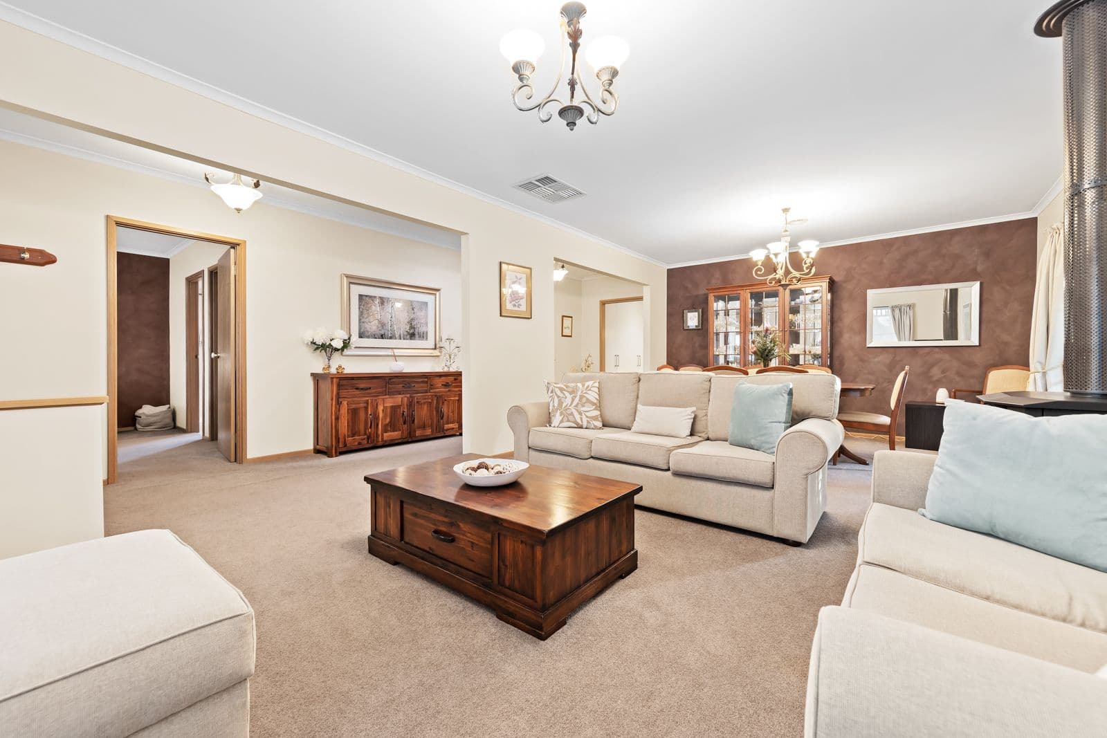 45 Watersedge Close, Knoxfield VIC 3180, Knoxfield - Thumbnail 3