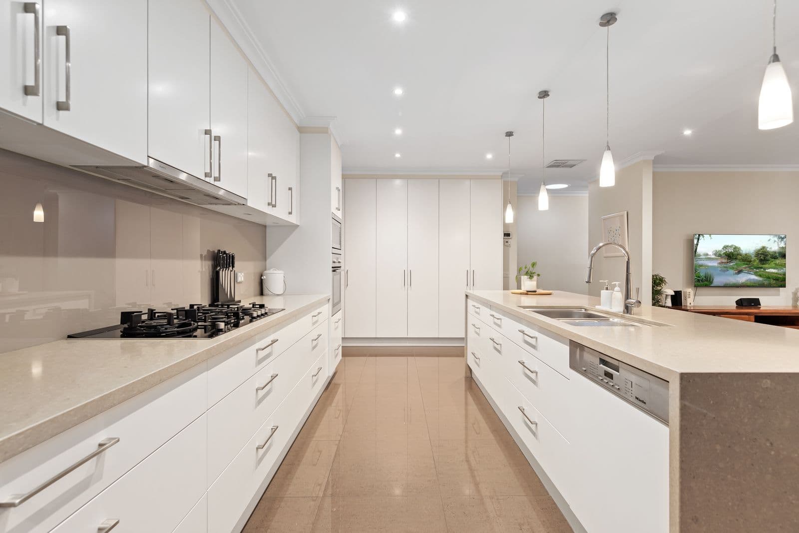 45 Watersedge Close, Knoxfield VIC 3180, Knoxfield - Thumbnail 6