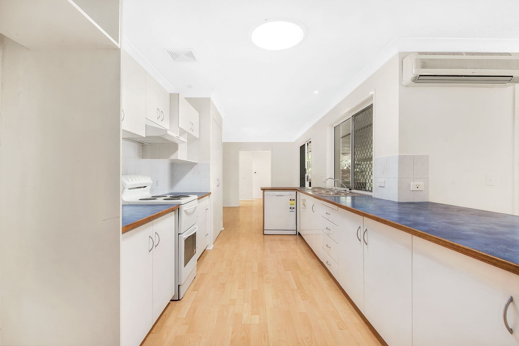 83 Laxton Road, Palmview QLD 4553, Palmview - Thumbnail 4