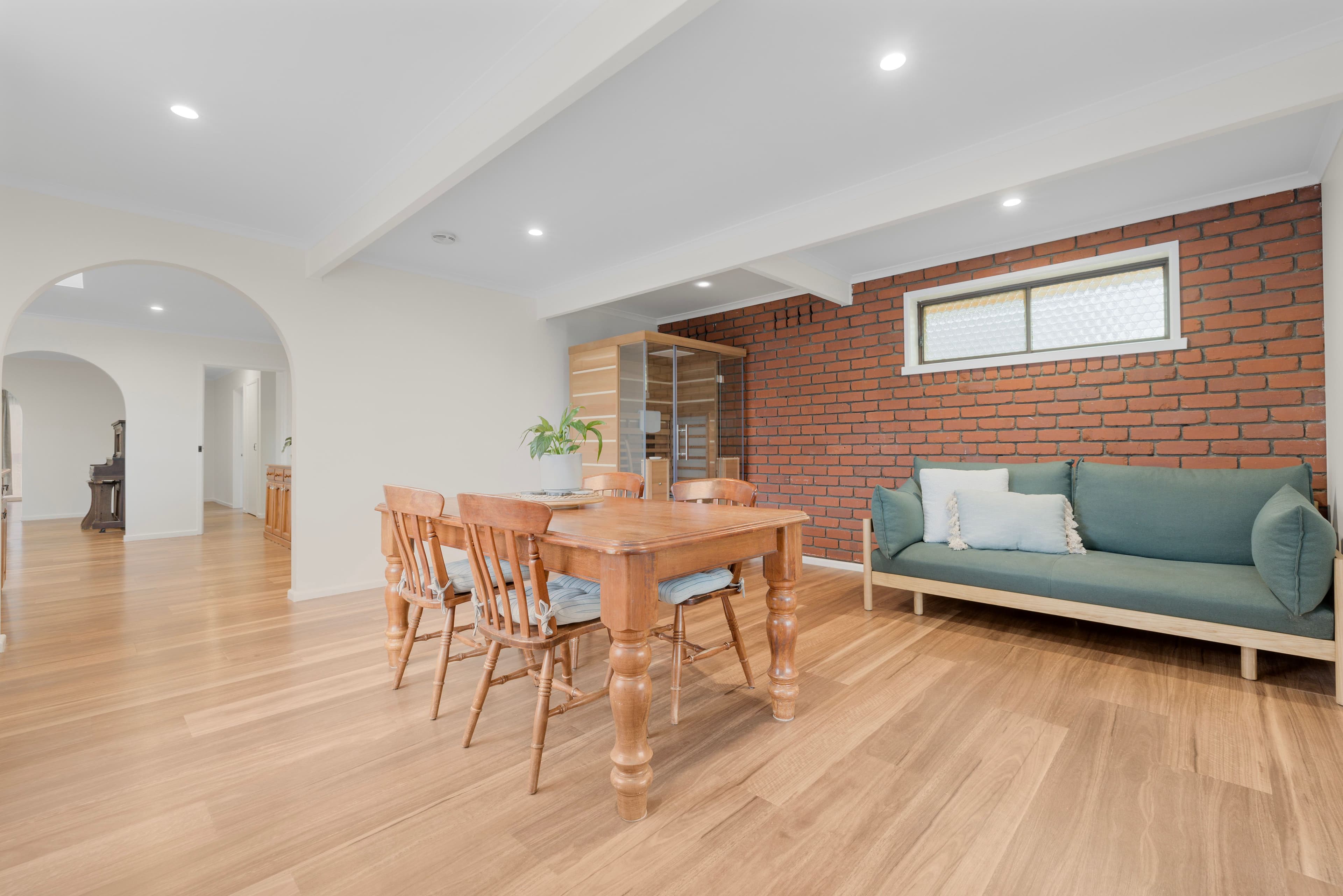 43 First Avenue, Chelsea Heights VIC 3196, Chelsea Heights - Thumbnail 2