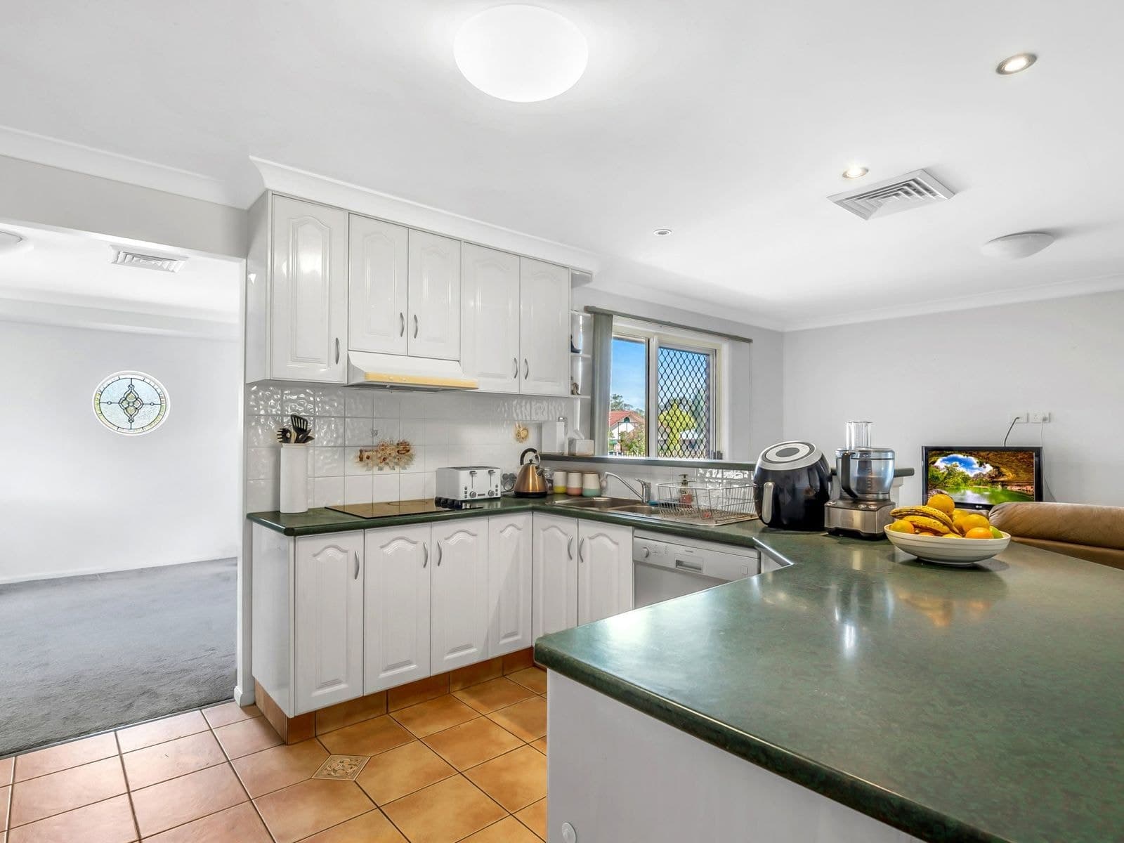 2 Finch Street, Warwick - Thumbnail 5