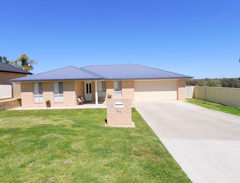 46 Taragala Street, Cowra - Image 1
