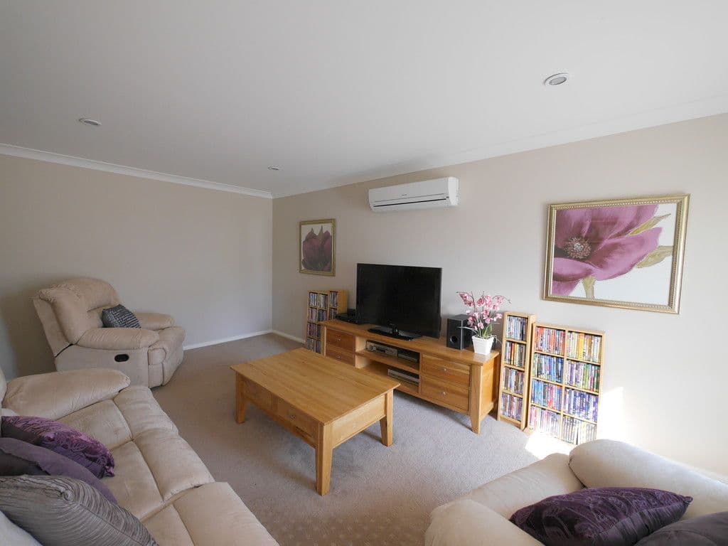 46 Taragala Street, Cowra - Thumbnail 3