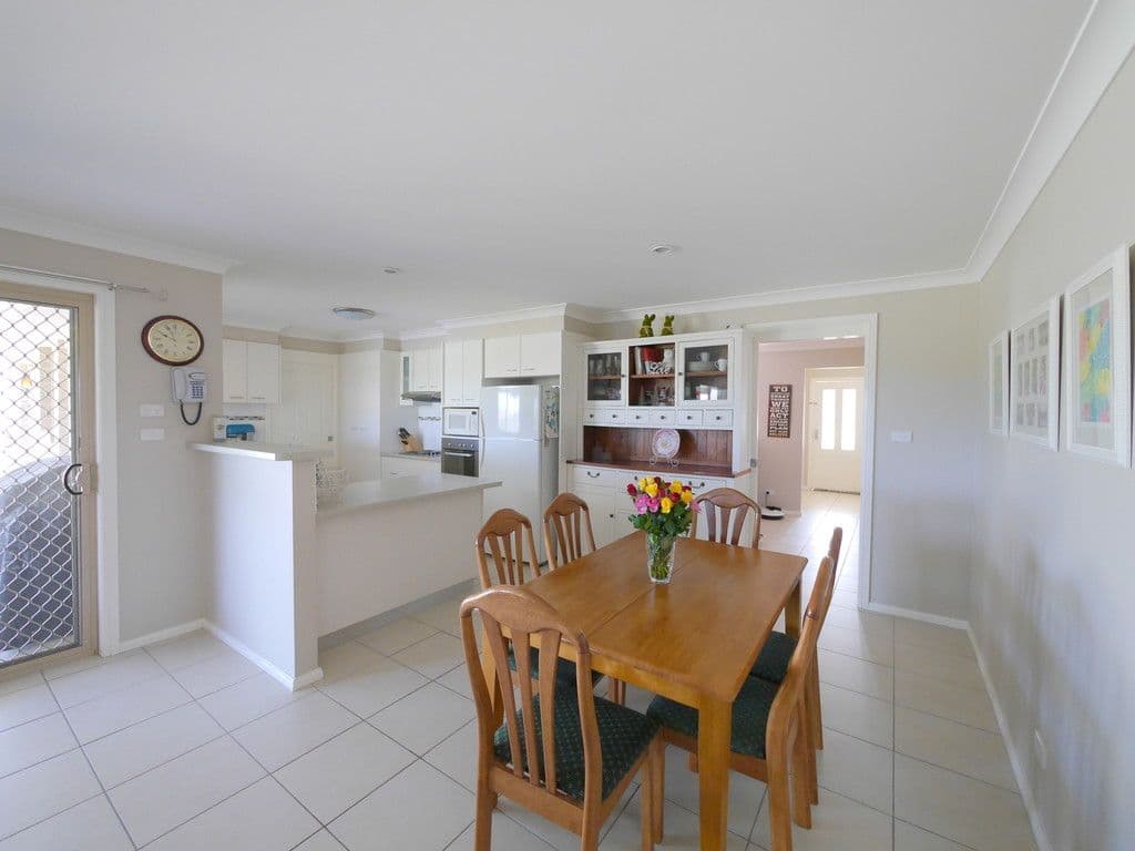 46 Taragala Street, Cowra - Thumbnail 7